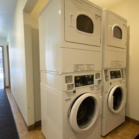 Hidden Valley Village #103 Nicely Updated 1 Bedroom 1 Bathroom Condo Short 10 Min Walk From Village Мамът Лейкс Стая снимка
